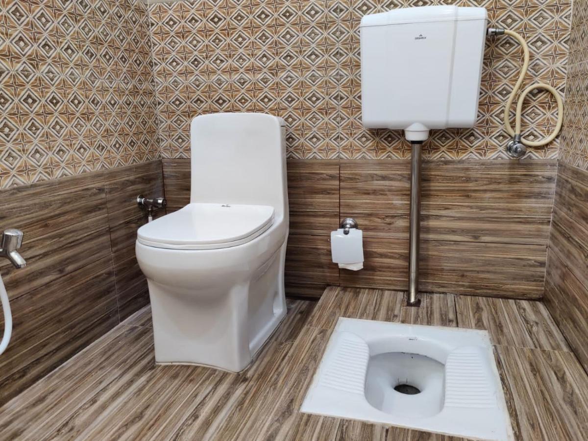 Hotel White Season Gulberg Lahaur Zewnętrze zdjęcie
