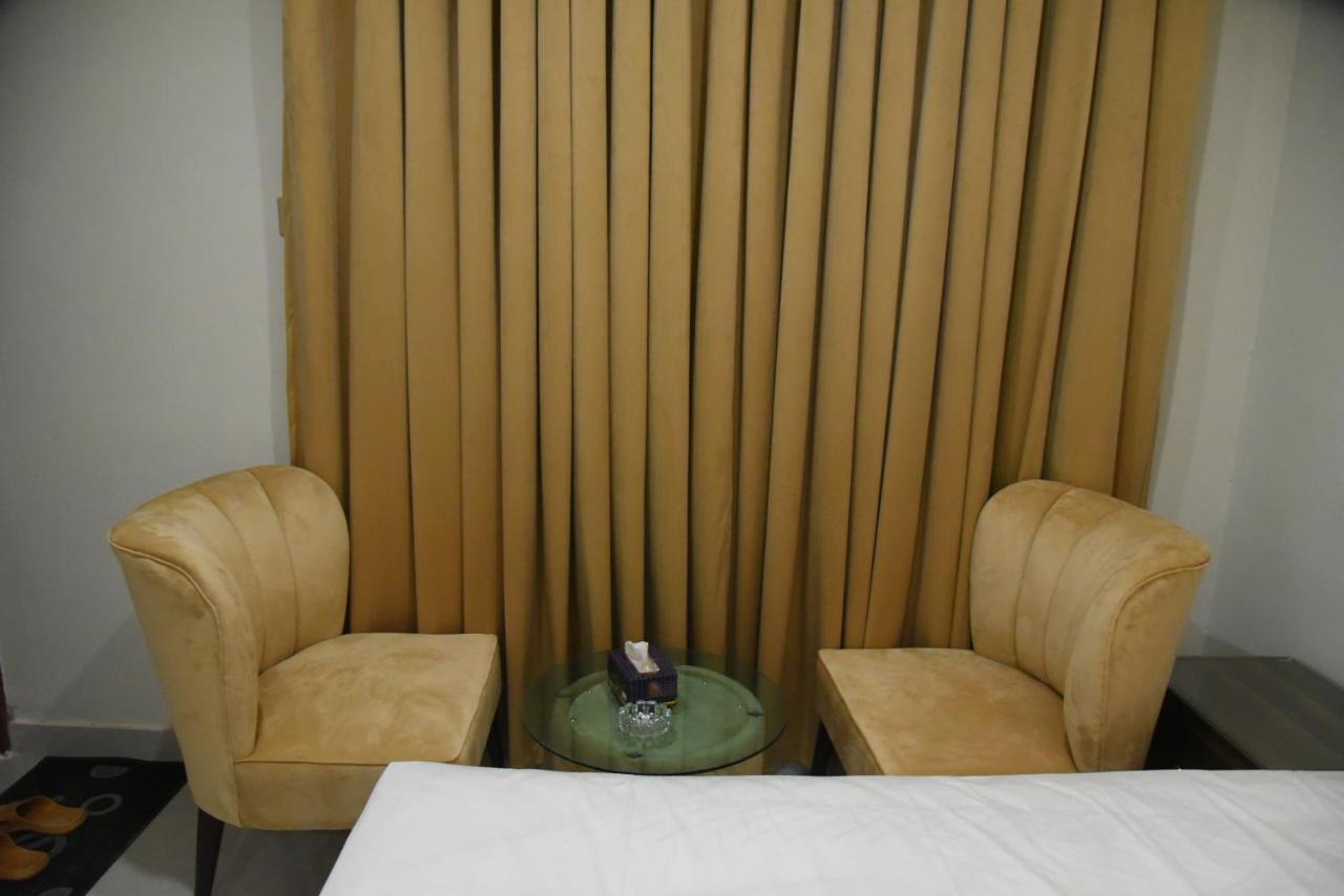 Hotel White Season Gulberg Lahaur Zewnętrze zdjęcie