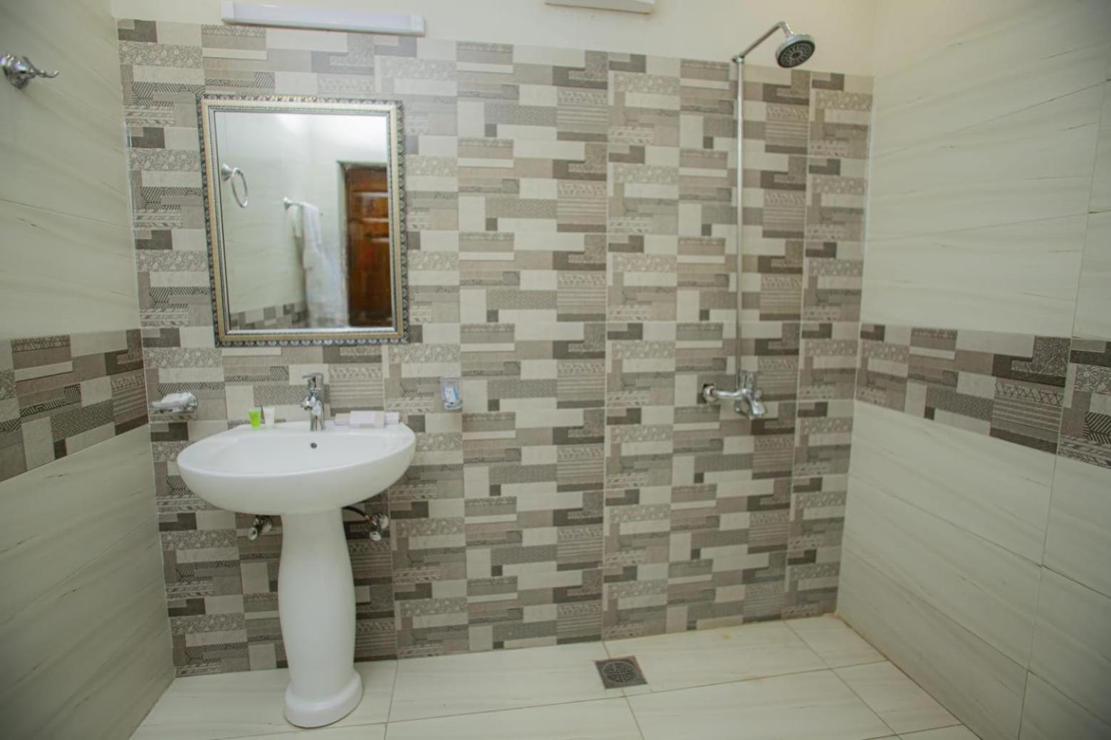 Hotel White Season Gulberg Lahaur Zewnętrze zdjęcie