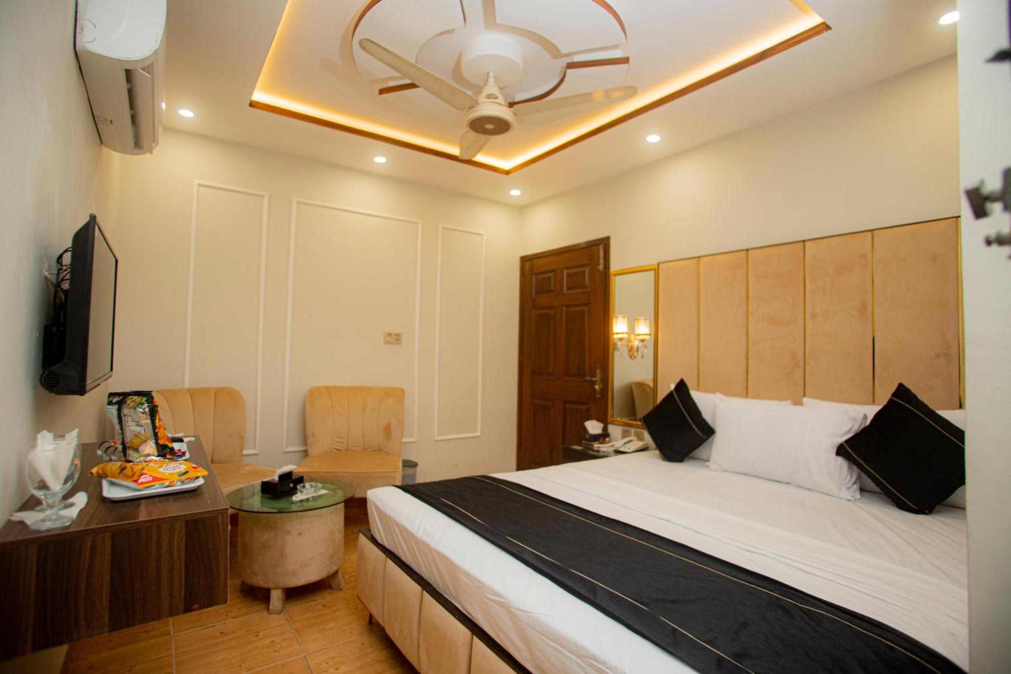 Hotel White Season Gulberg Lahaur Zewnętrze zdjęcie