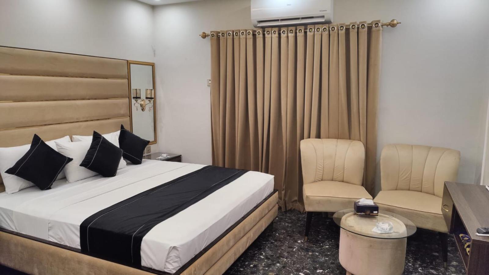 Hotel White Season Gulberg Lahaur Zewnętrze zdjęcie