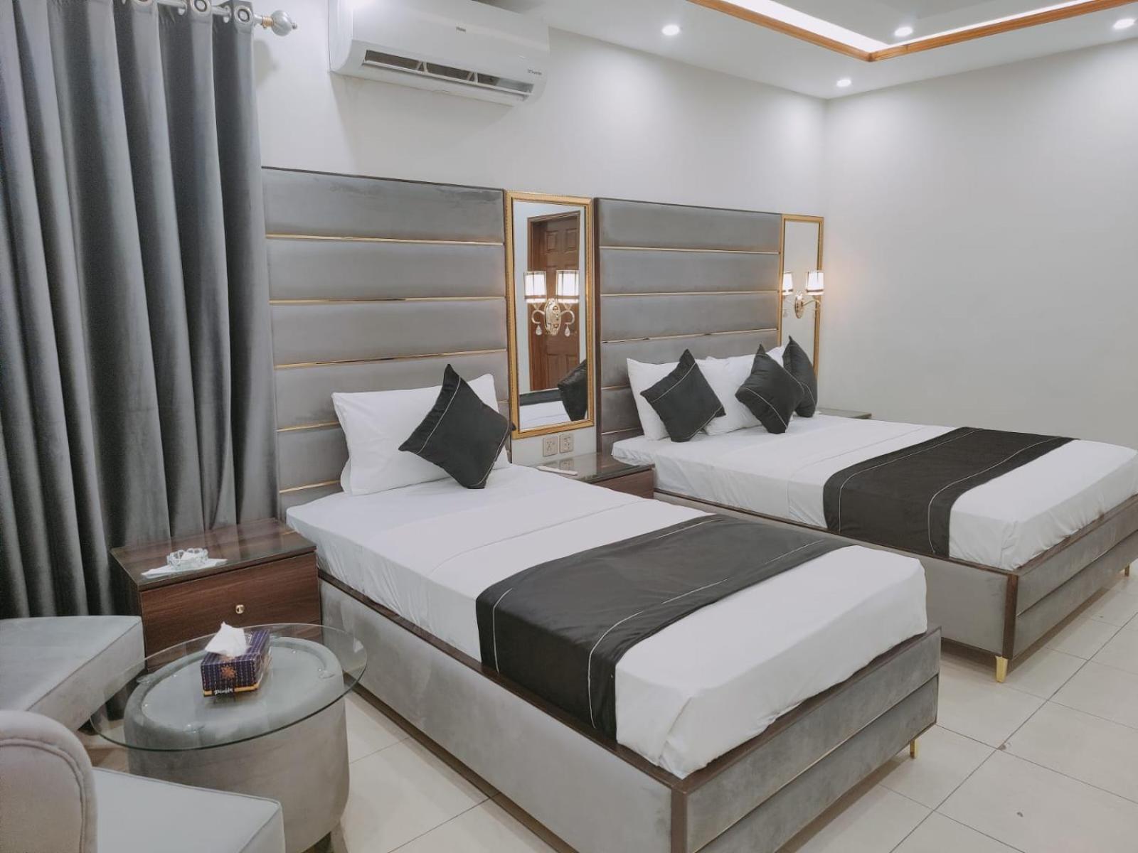 Hotel White Season Gulberg Lahaur Zewnętrze zdjęcie