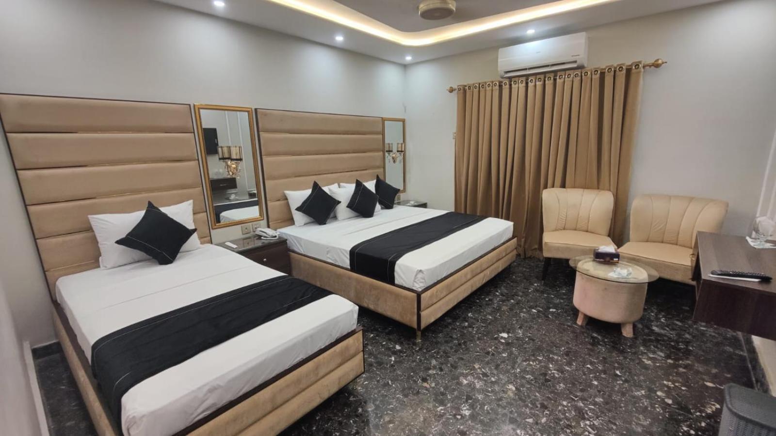 Hotel White Season Gulberg Lahaur Zewnętrze zdjęcie