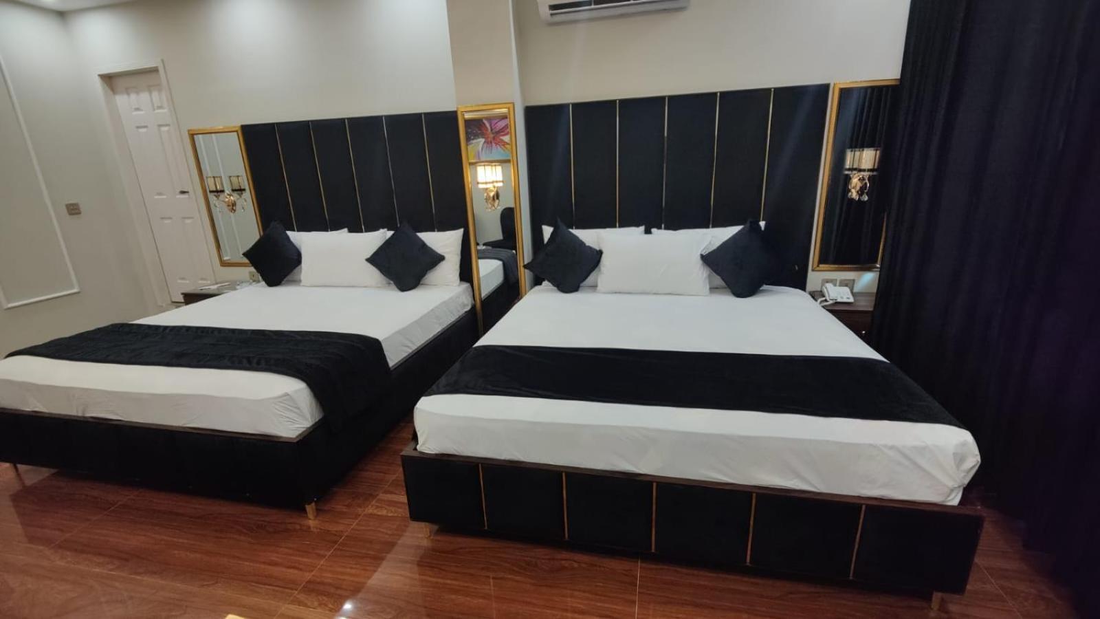 Hotel White Season Gulberg Lahaur Zewnętrze zdjęcie