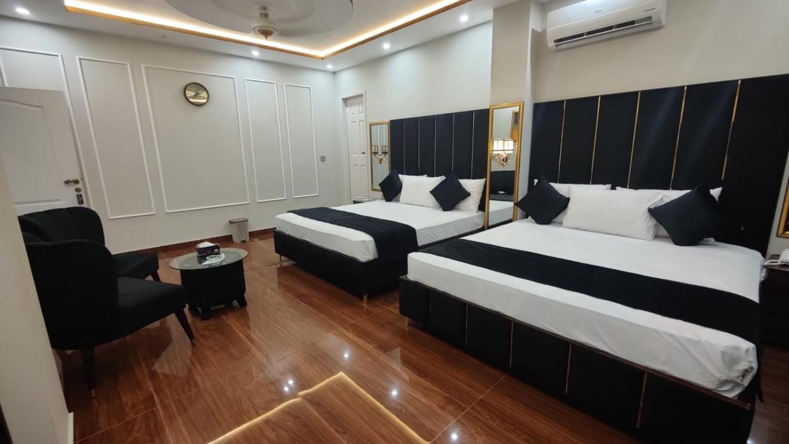Hotel White Season Gulberg Lahaur Zewnętrze zdjęcie